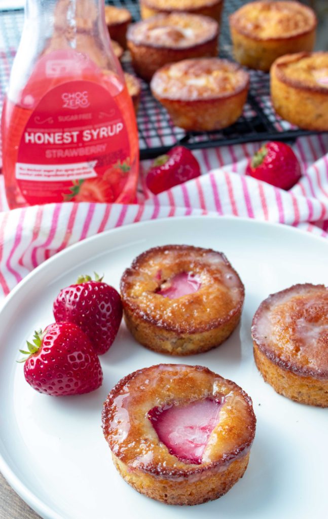 One bowl keto and low carb strawberry muffins use common low carb ingredients, fresh strawberries, and zero sugar. Only 2.8 net carbs and 164 calories each.