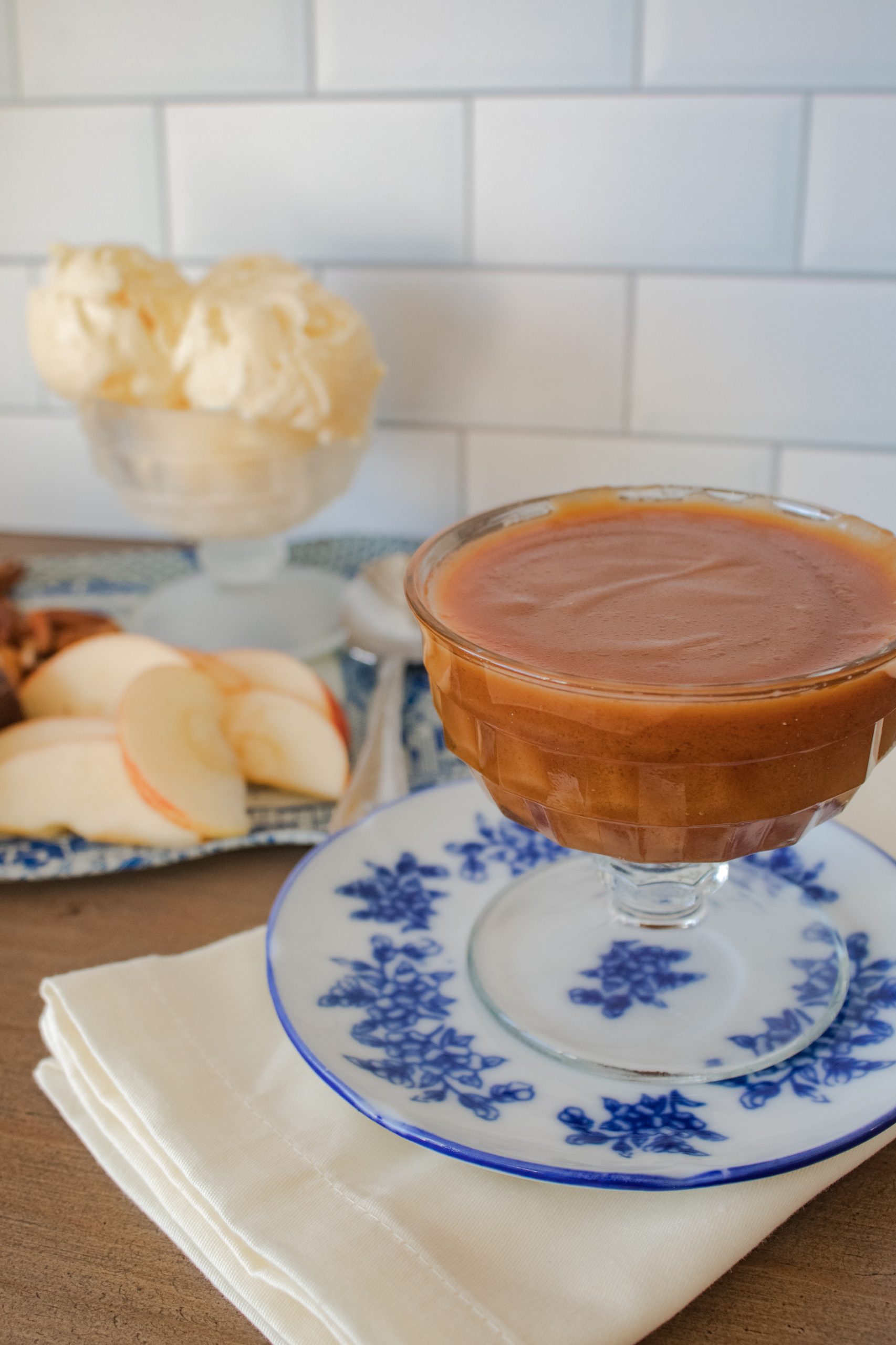 Keto caramel sauce can be used for dipping, topping, and baking.