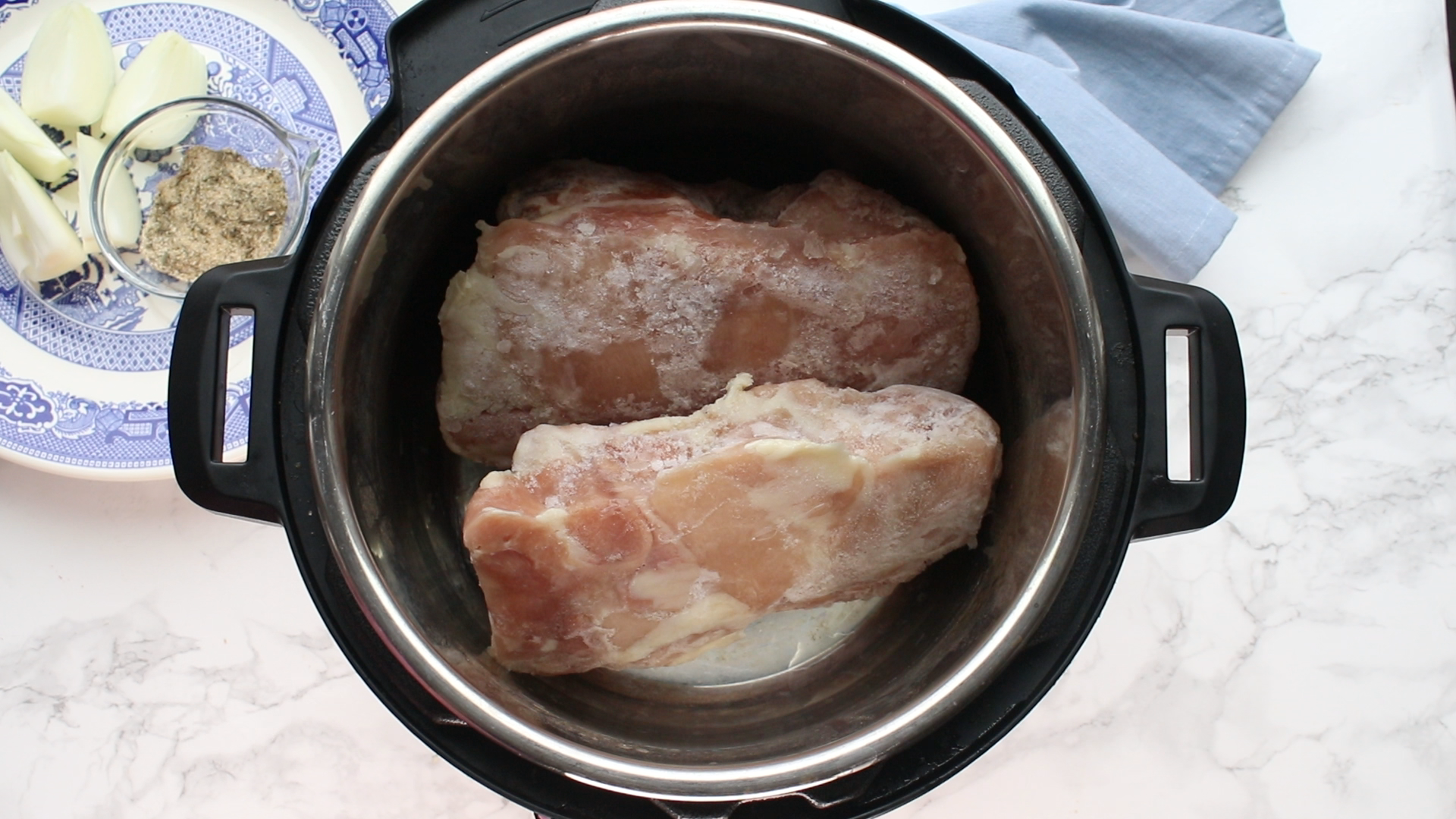 Cook frozen chicken thighs in the Instant Pot.