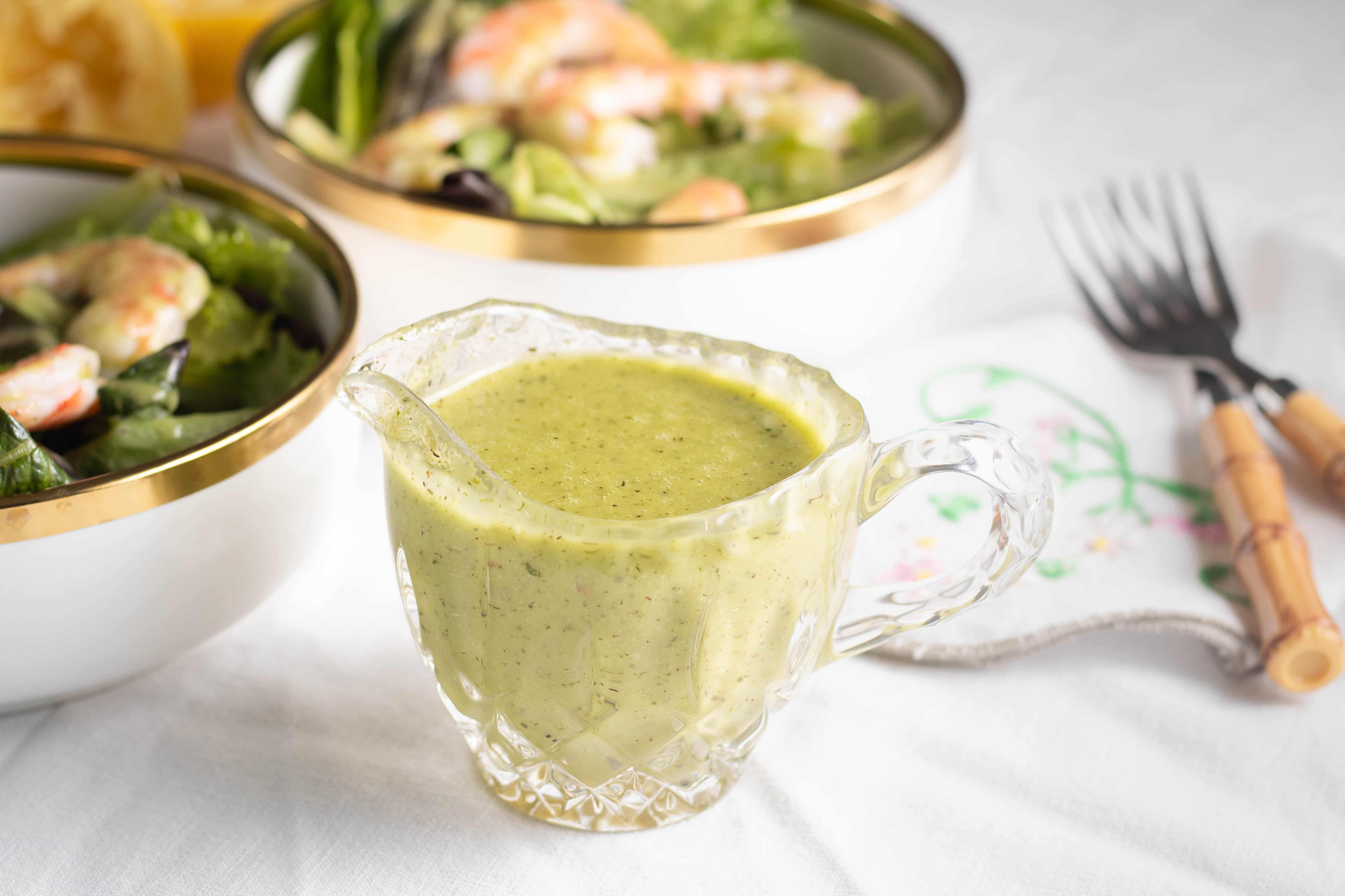 Low Carb Salad Dressing with Garlic and Lemon