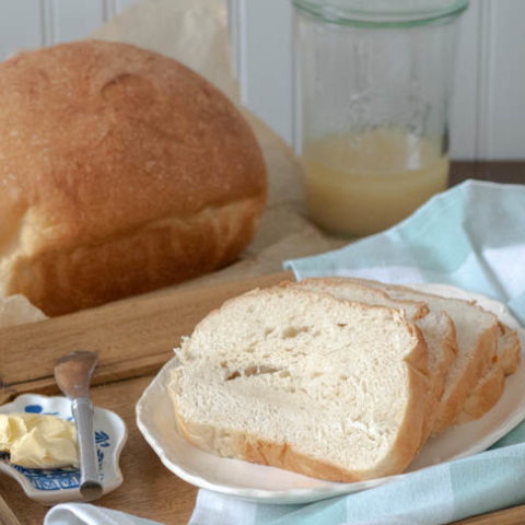 The Easiest Sourdough Sandwich Bread