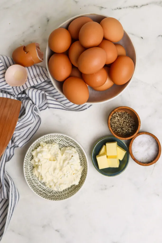 High Protein Scrambled Eggs with Cottage Cheese