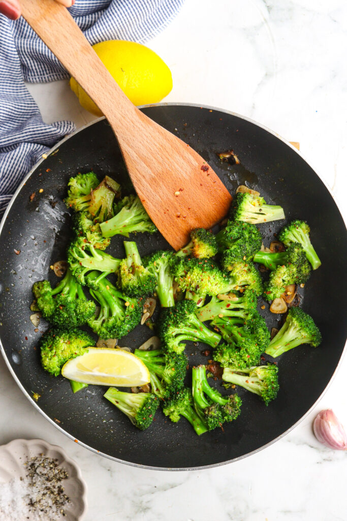 Delicious Sauteed Broccoli Recipe featured image below