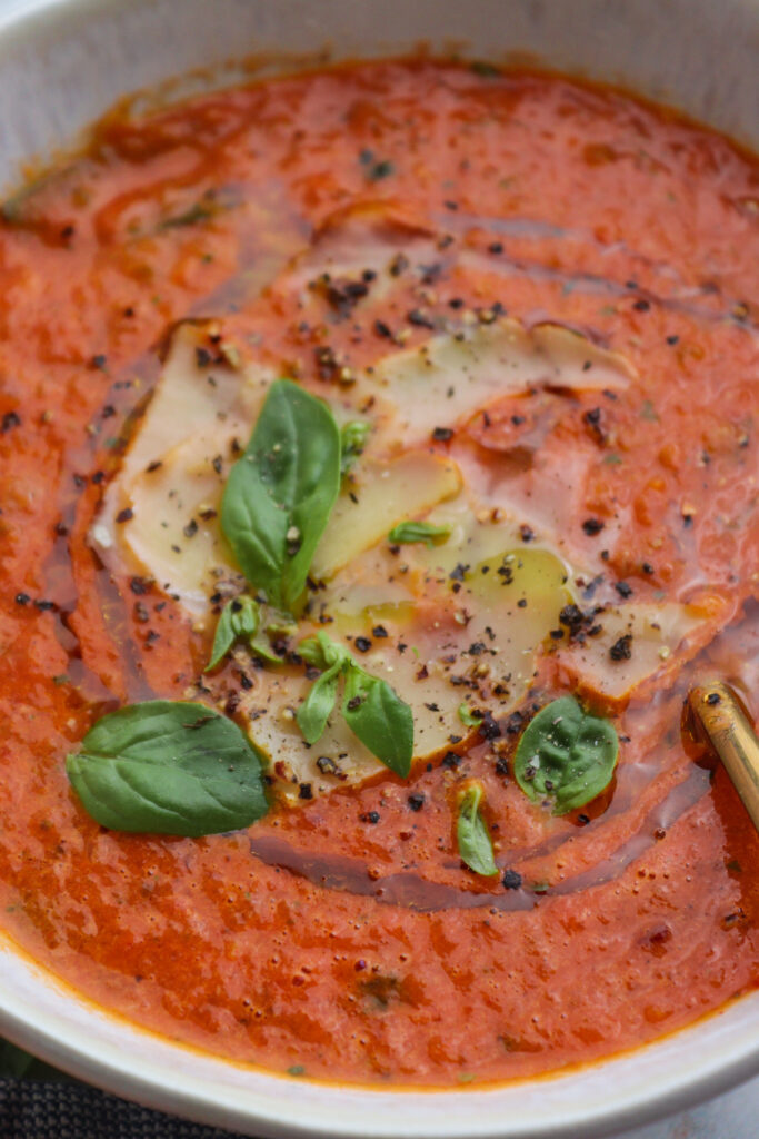 Healthy Roasted Tomato Basil Soup featured image below 2